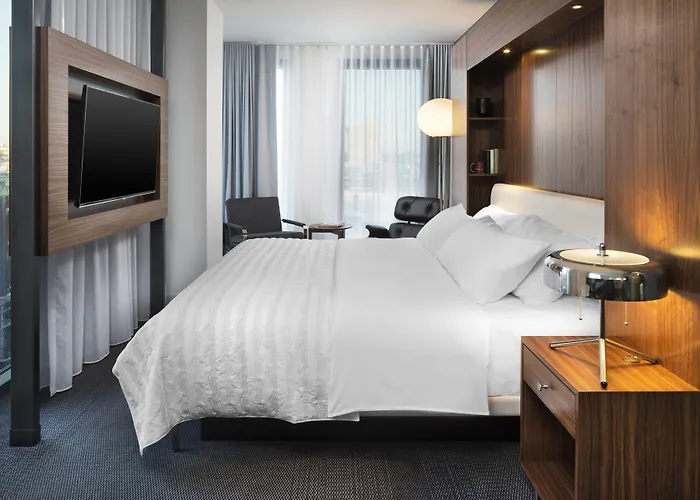 Hotel Le Meridien Columbus, The Joseph 5*