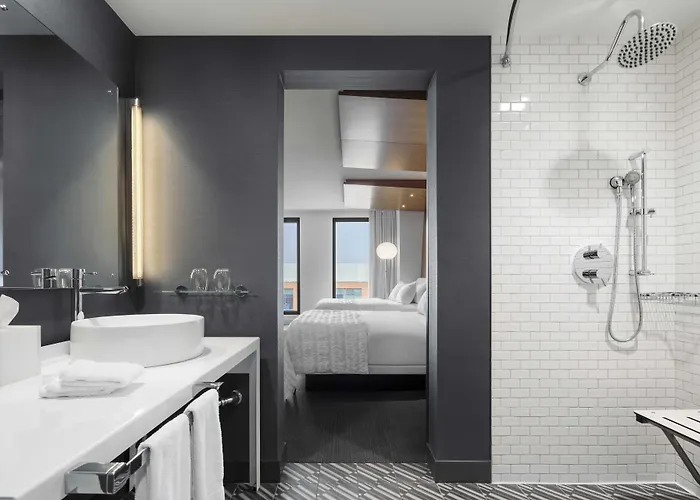 Hotel Le Meridien Columbus, The Joseph 5*